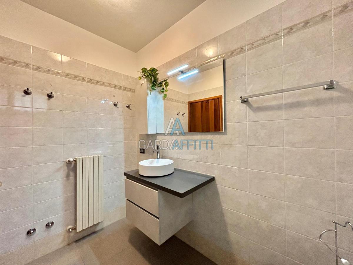 Perla Apartment - 3 Piscine E Un Bar - Desenzano Desenzano del Garda Zewnętrze zdjęcie