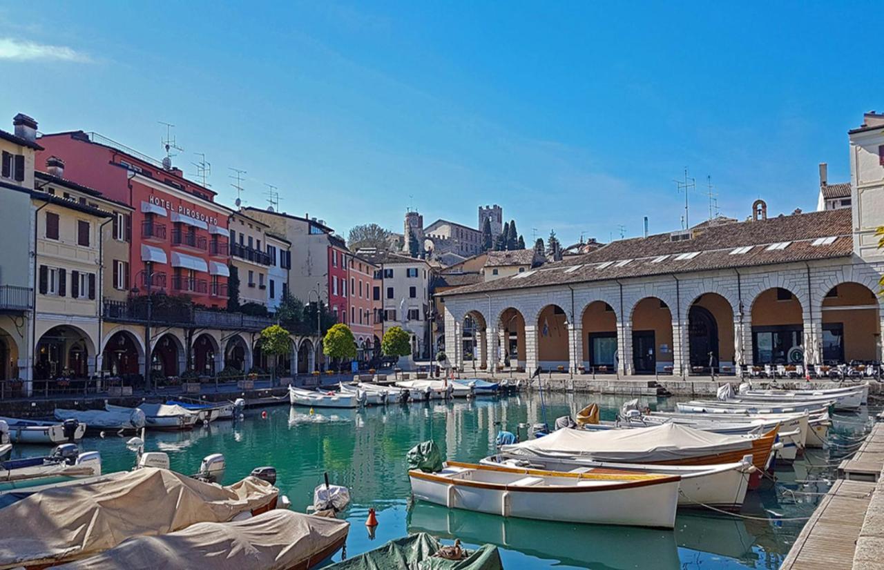 Perla Apartment - 3 Piscine E Un Bar - Desenzano Desenzano del Garda Zewnętrze zdjęcie